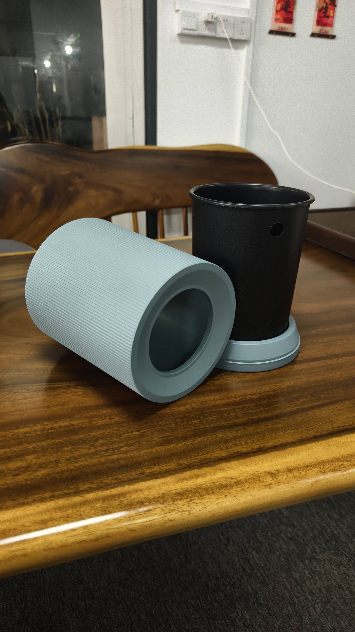 fire-retardant hotel waste bin